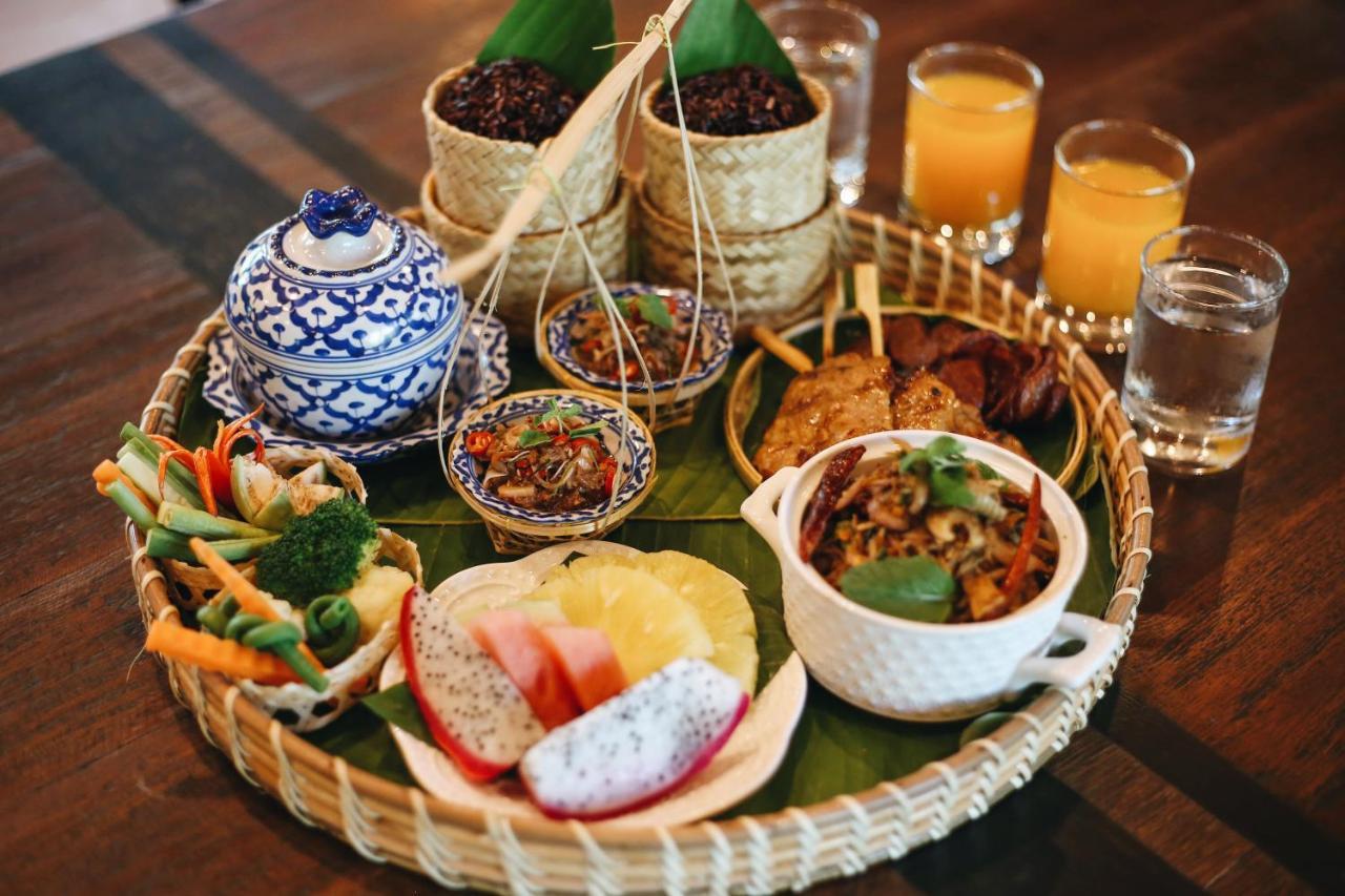 Hotel De L'Amour Sha Plus Prakhon Chai Екстер'єр фото