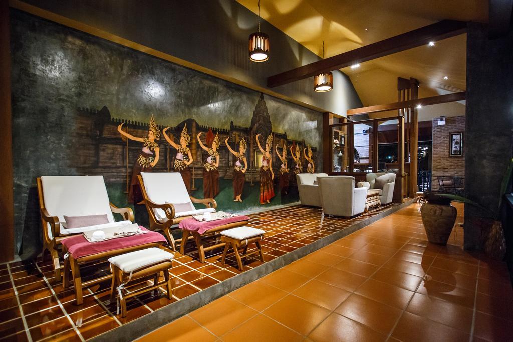 Hotel De L'Amour Sha Plus Prakhon Chai Екстер'єр фото