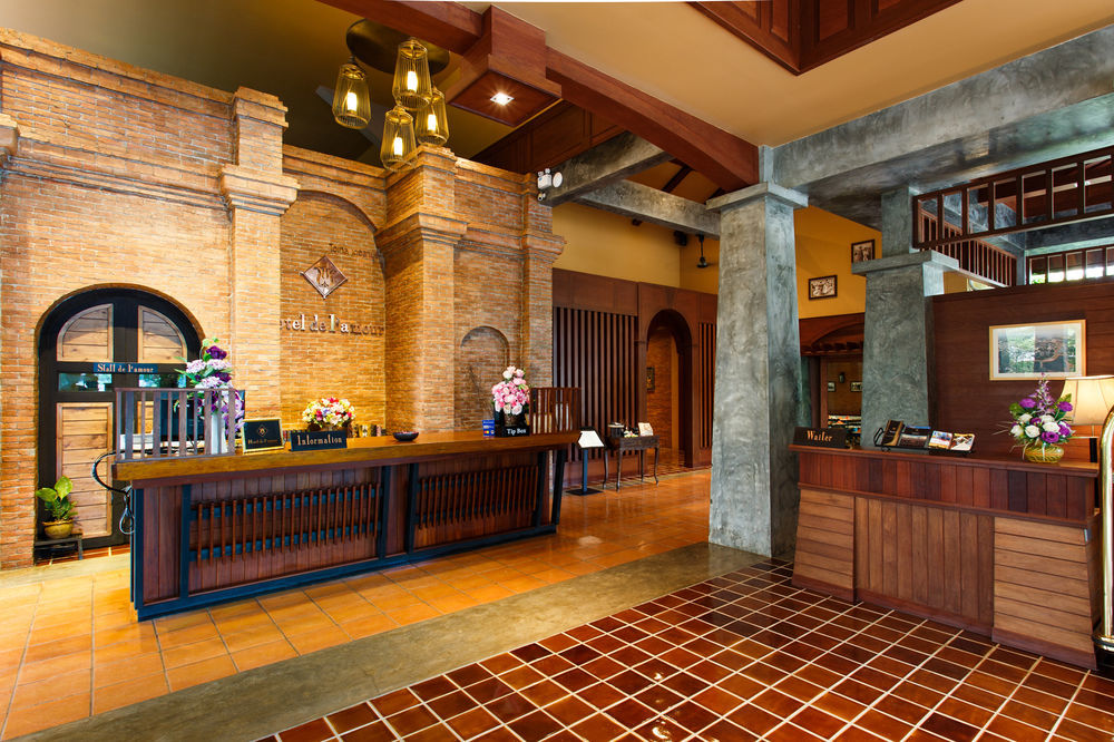 Hotel De L'Amour Sha Plus Prakhon Chai Екстер'єр фото